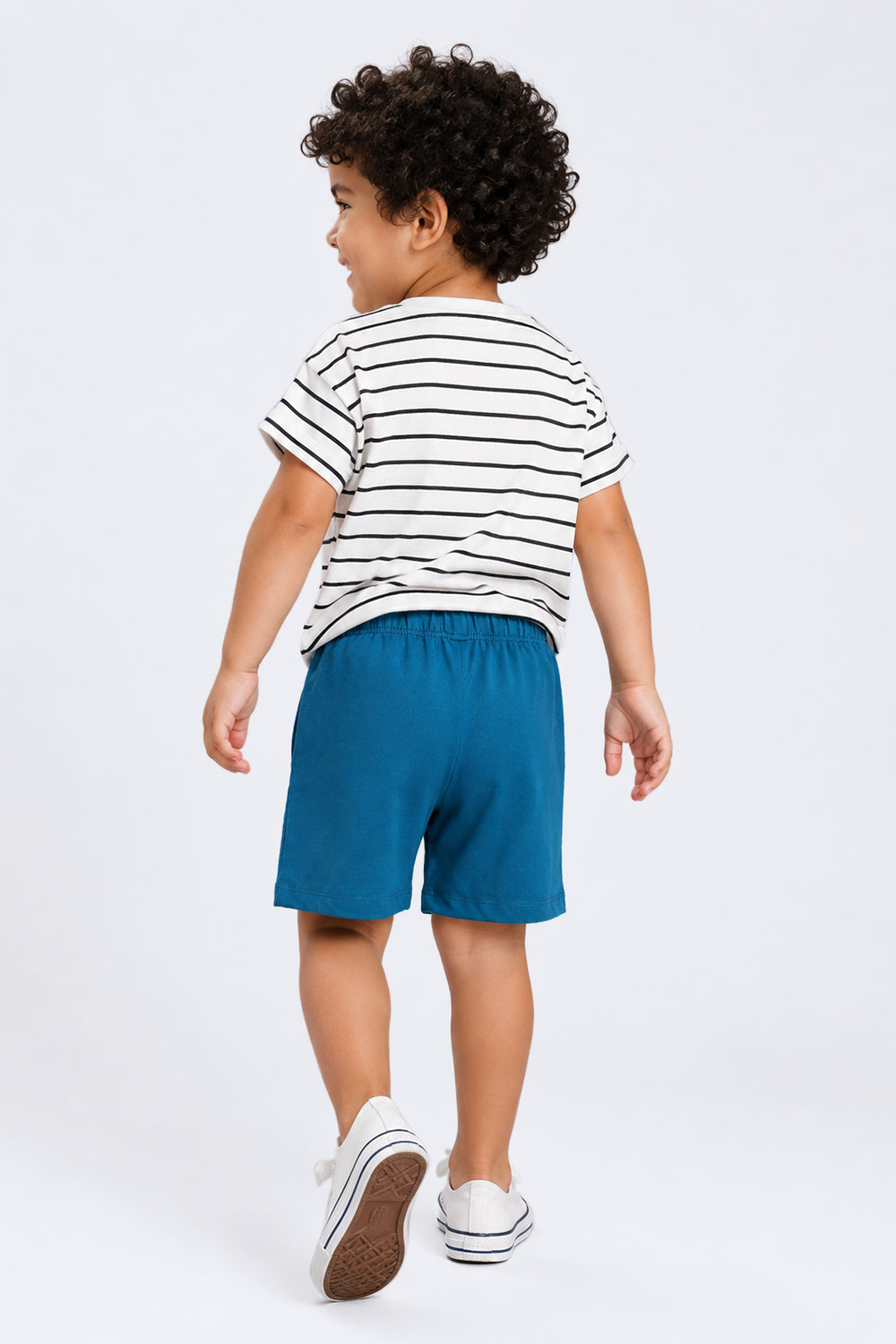Tweens Boys Regular Fit Blue Placement Design Shorts