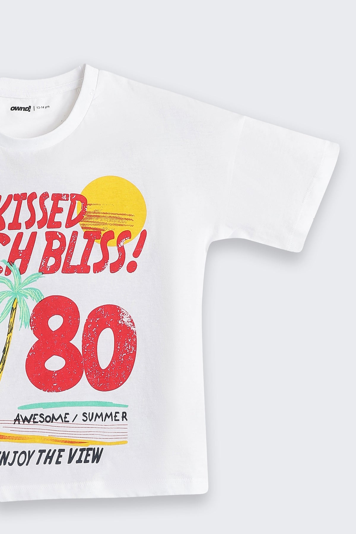 White Graphic Printed Regular Fit T-Shirt For Tweens Girls