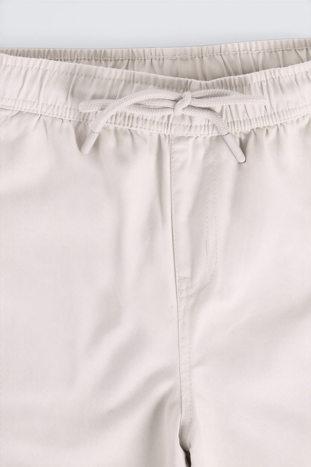 Off White Solid Cargo Shorts with Pockets