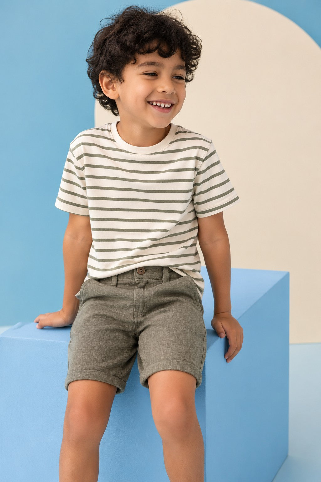 Olive Mid Rise Solid Shorts