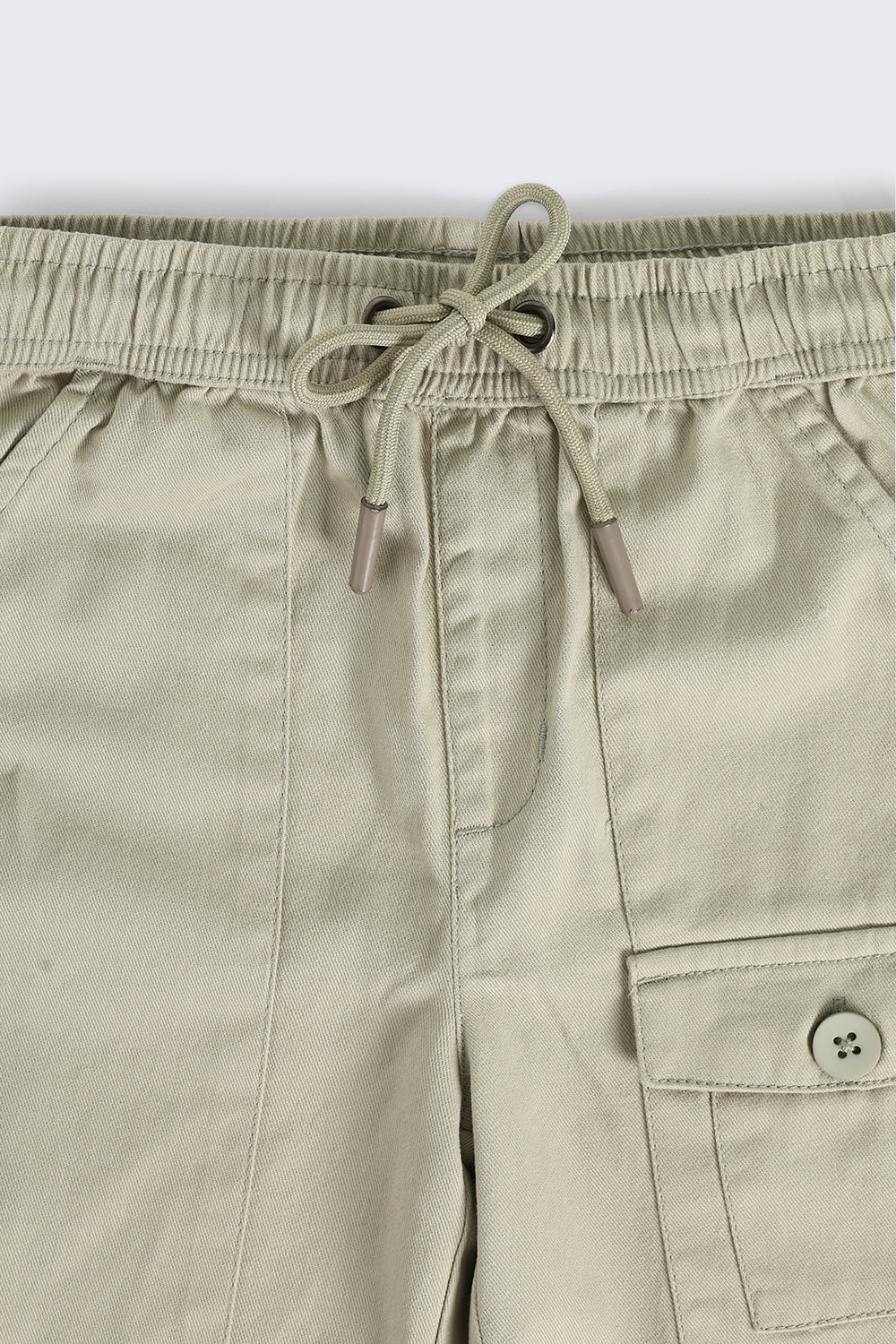 Green Regular Fit Cargo Shorts With 3 Pocket