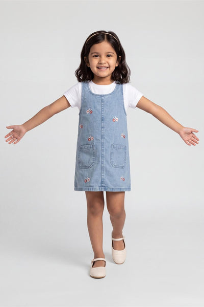 Light Blue Embroidered Regular Fit Dungaree and T-Shirt For Girls