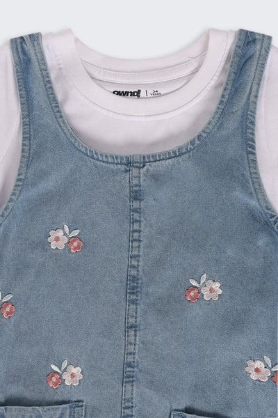 Light Blue Embroidered Regular Fit Dungaree and T-Shirt For Girls