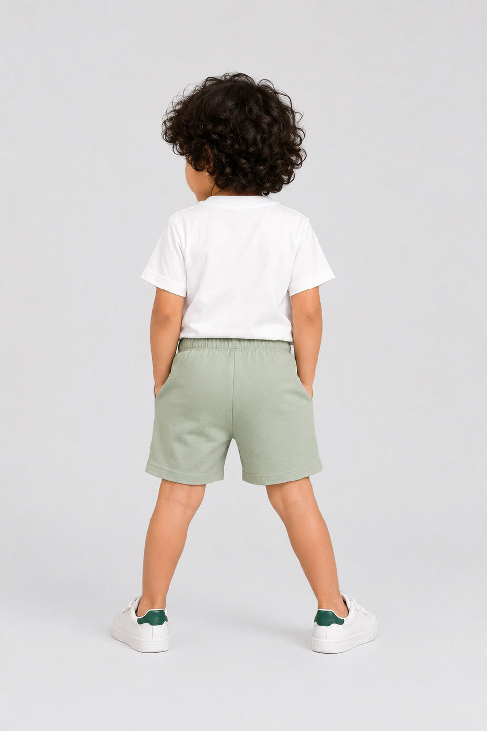Green Regular Fit Shorts With 2 Pocket For Boys