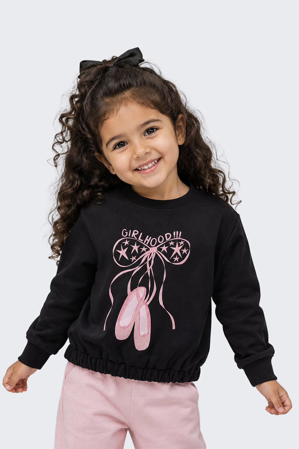 Girls Regular Fit Black Graphic Sweatshirt