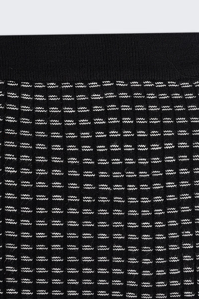 Tweens Girls Mid Rise Black Self Design Skirt