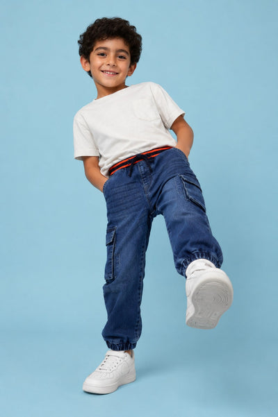 Dark Blue Solid Regular Fit Jeans
