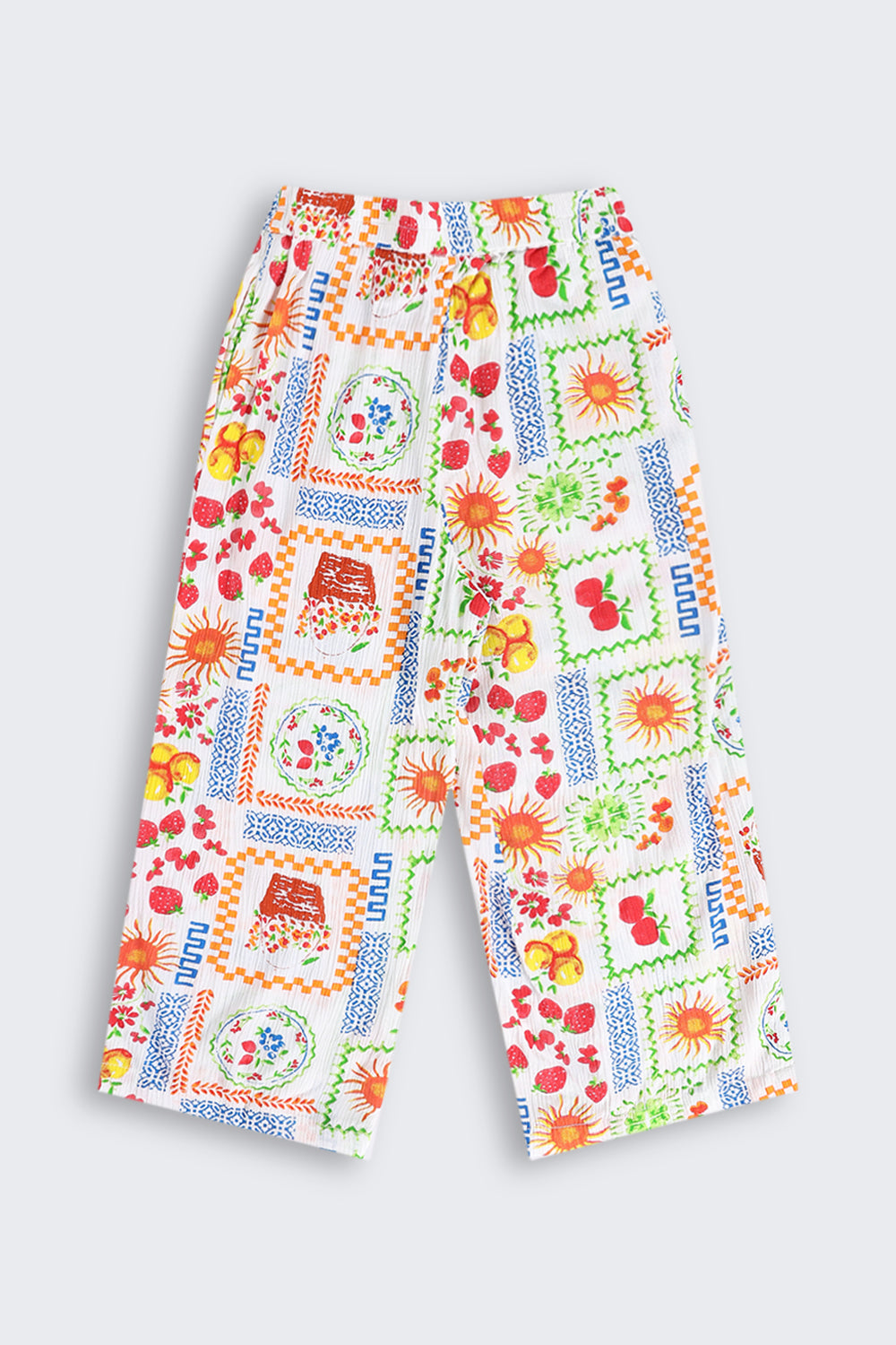 Off White All Over Printed Shoulder Straps Co-ord Set