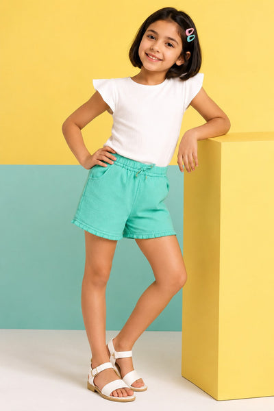Green Solid Regular Fit Shorts