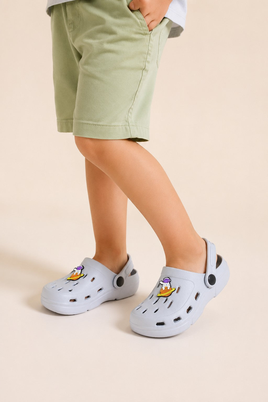 Grey Solid Motif Clogs